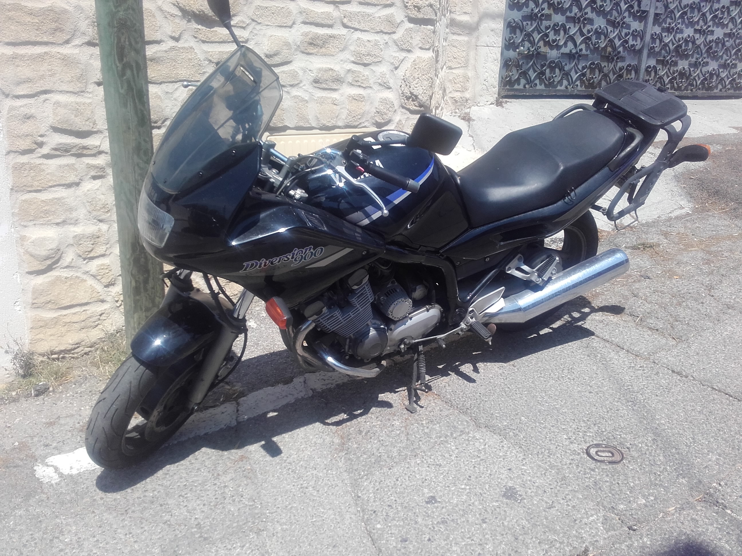 Location moto 13 entre particuliers