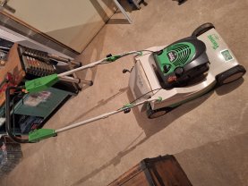 Location : tondeuse Location : tondeuse