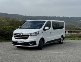 Location : minibus Location : minibus