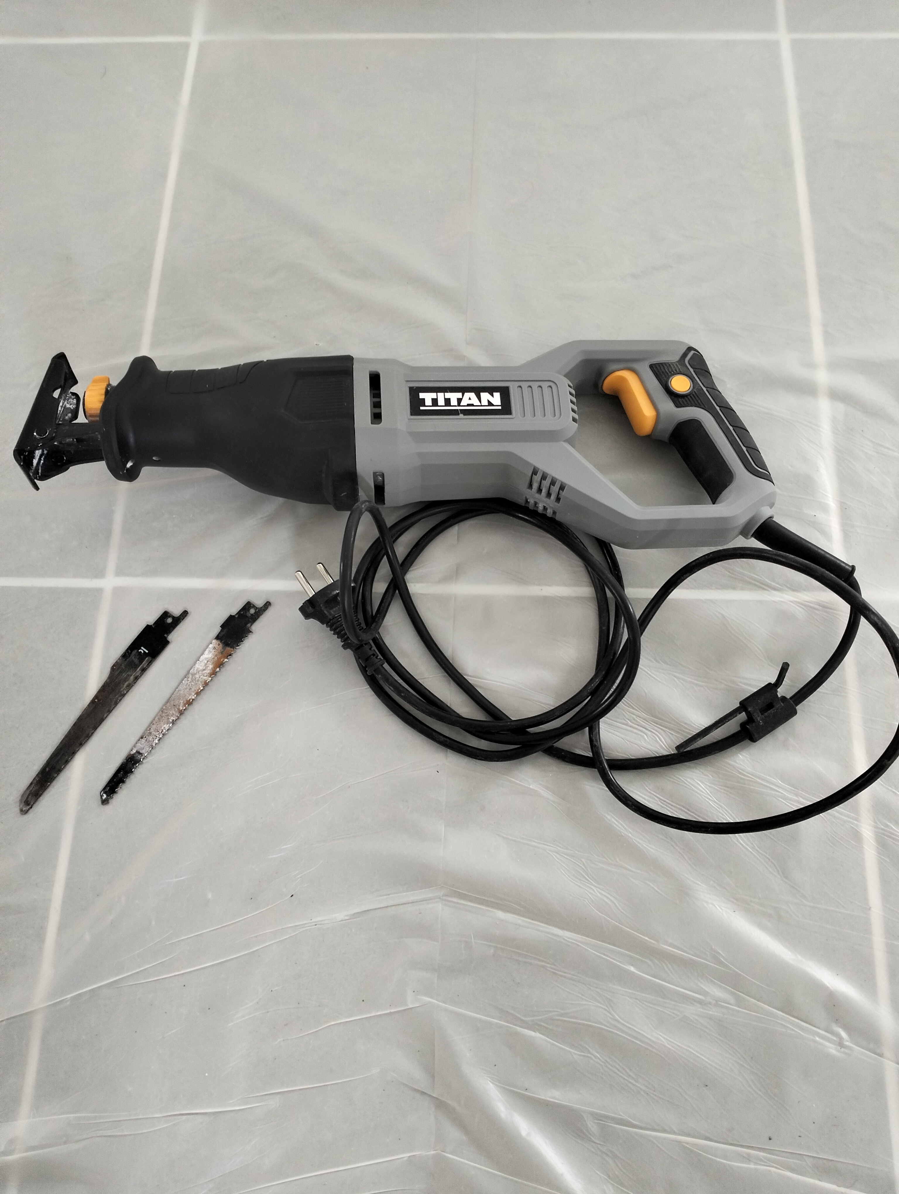 Location scie sabre 37 entre particuliers