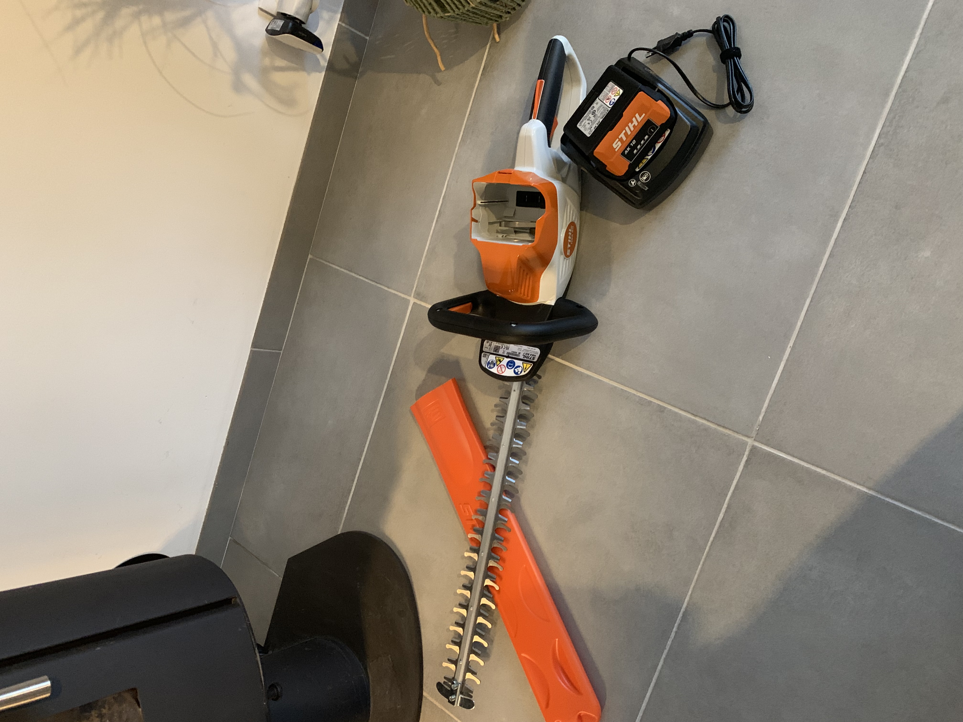 Location taille haie 49 entre particuliers