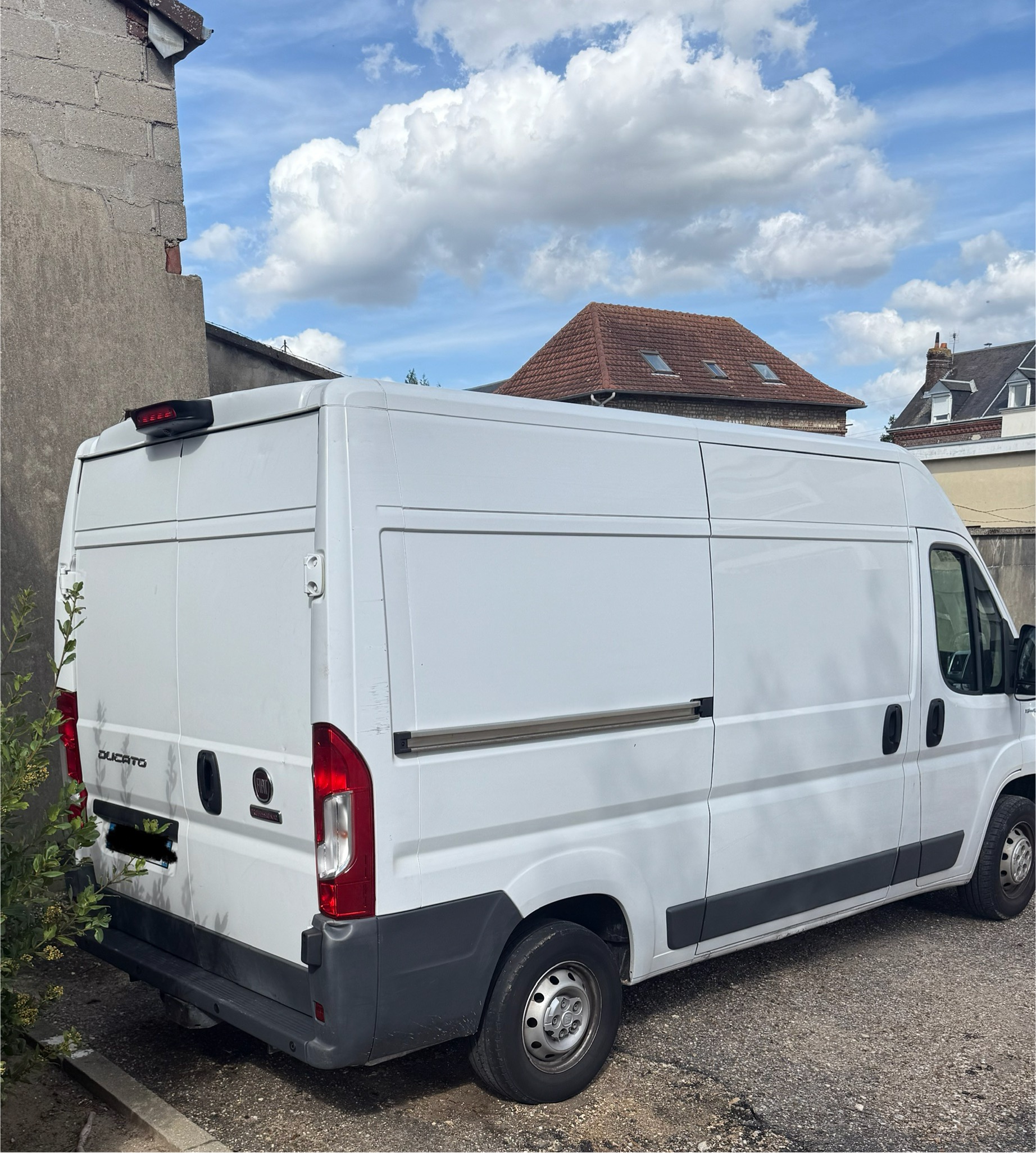 Location utilitaire 83 entre particuliers