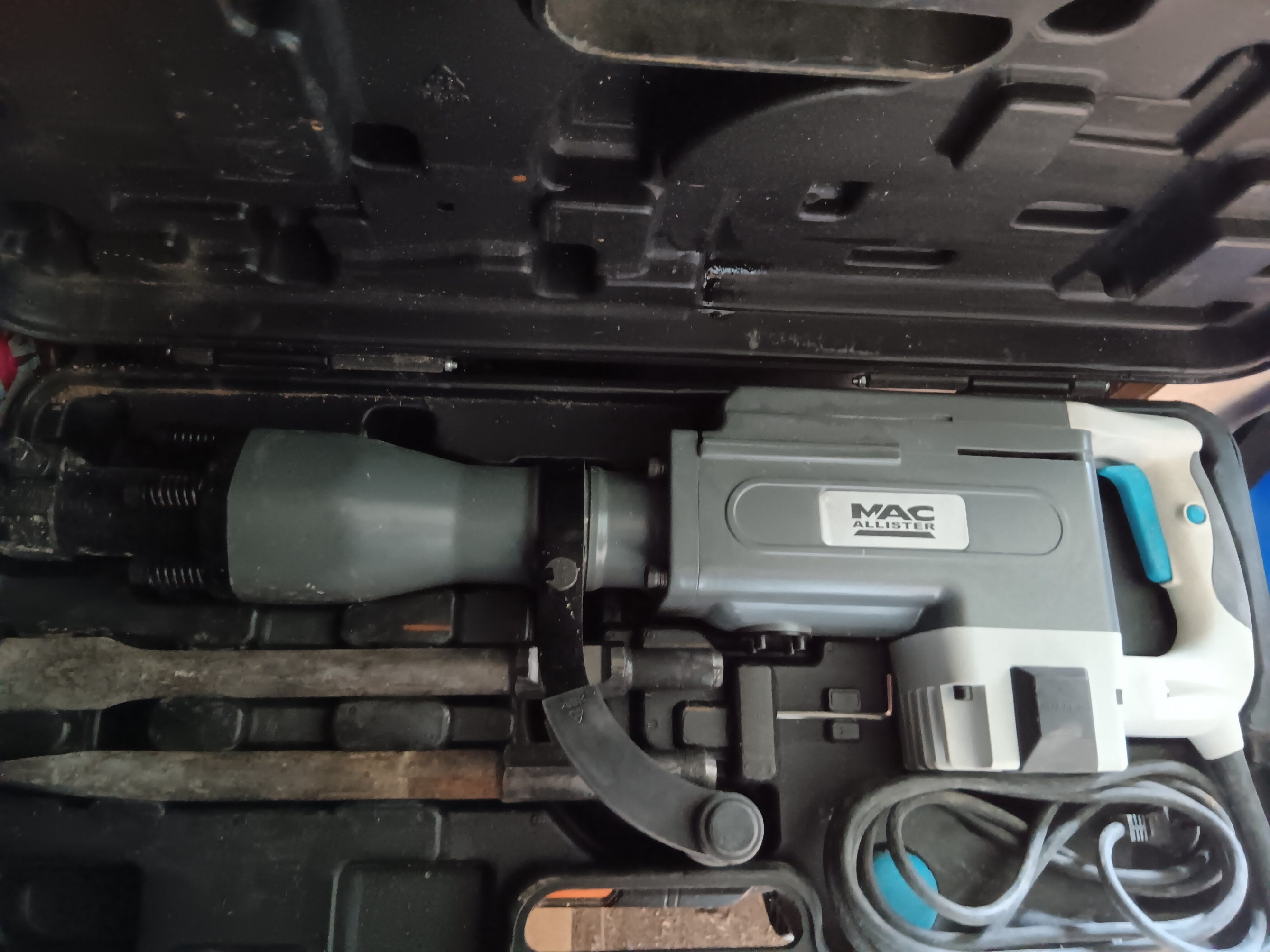 Location marteau piqueur 72 entre particuliers