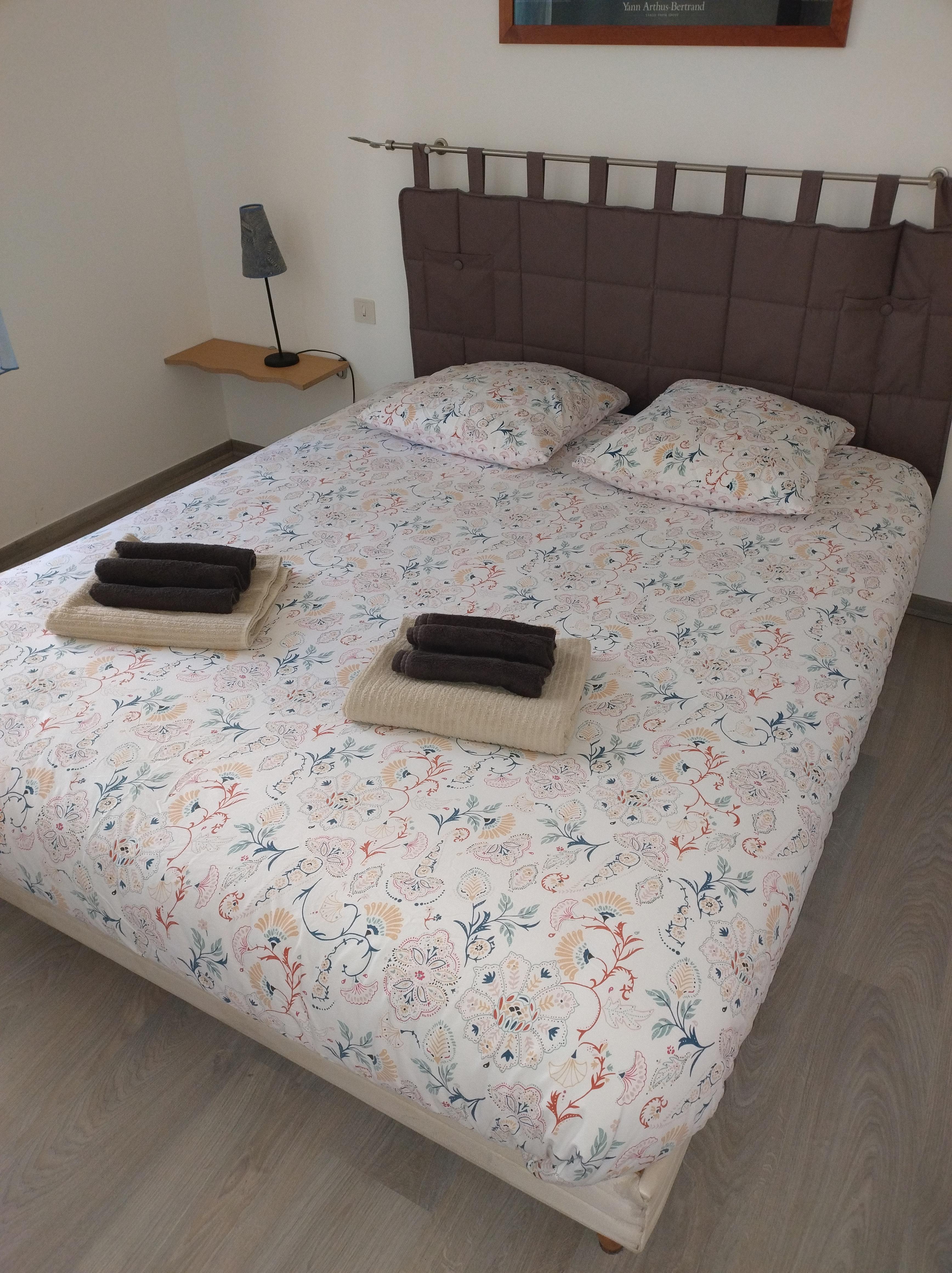 Service aide menagere 50 entre particuliers