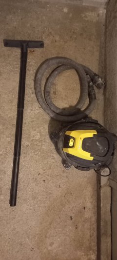 Location : aspirateur Location : aspirateur