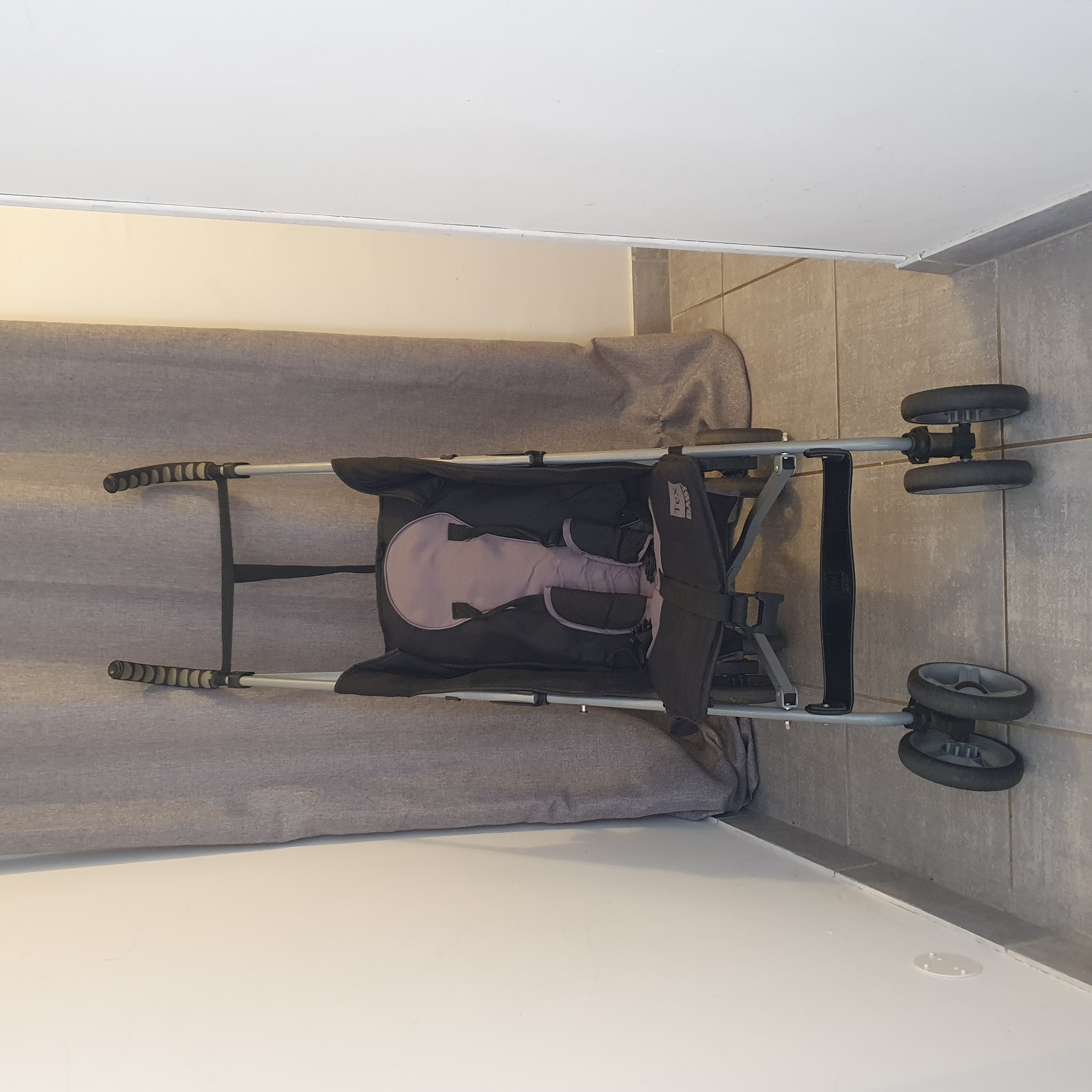 Location poussette 77 entre particuliers