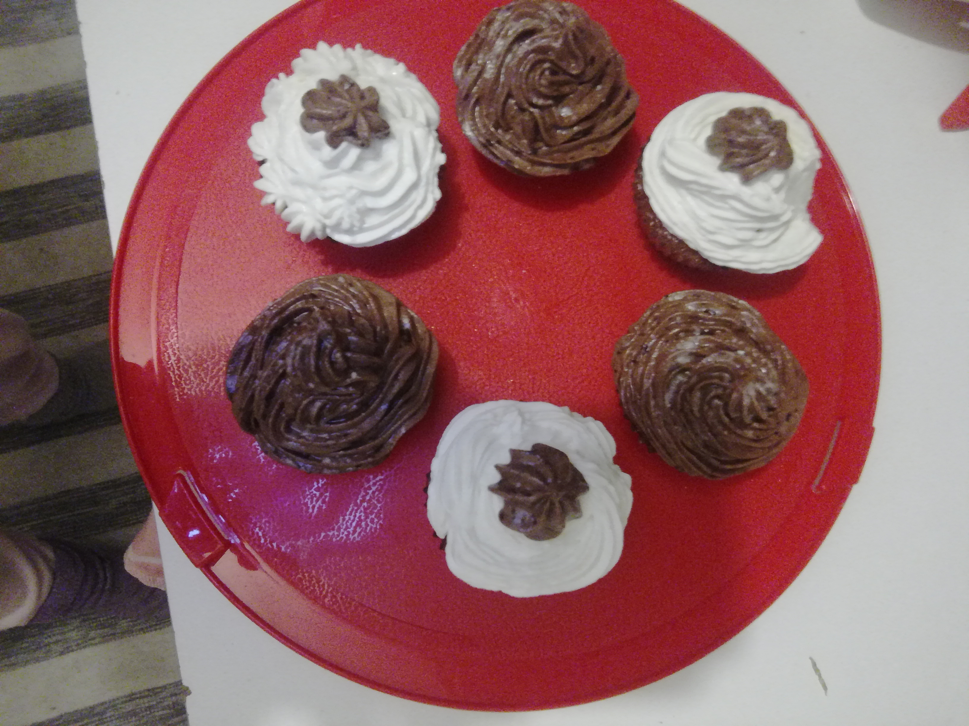 Service patisserie 94 entre particuliers