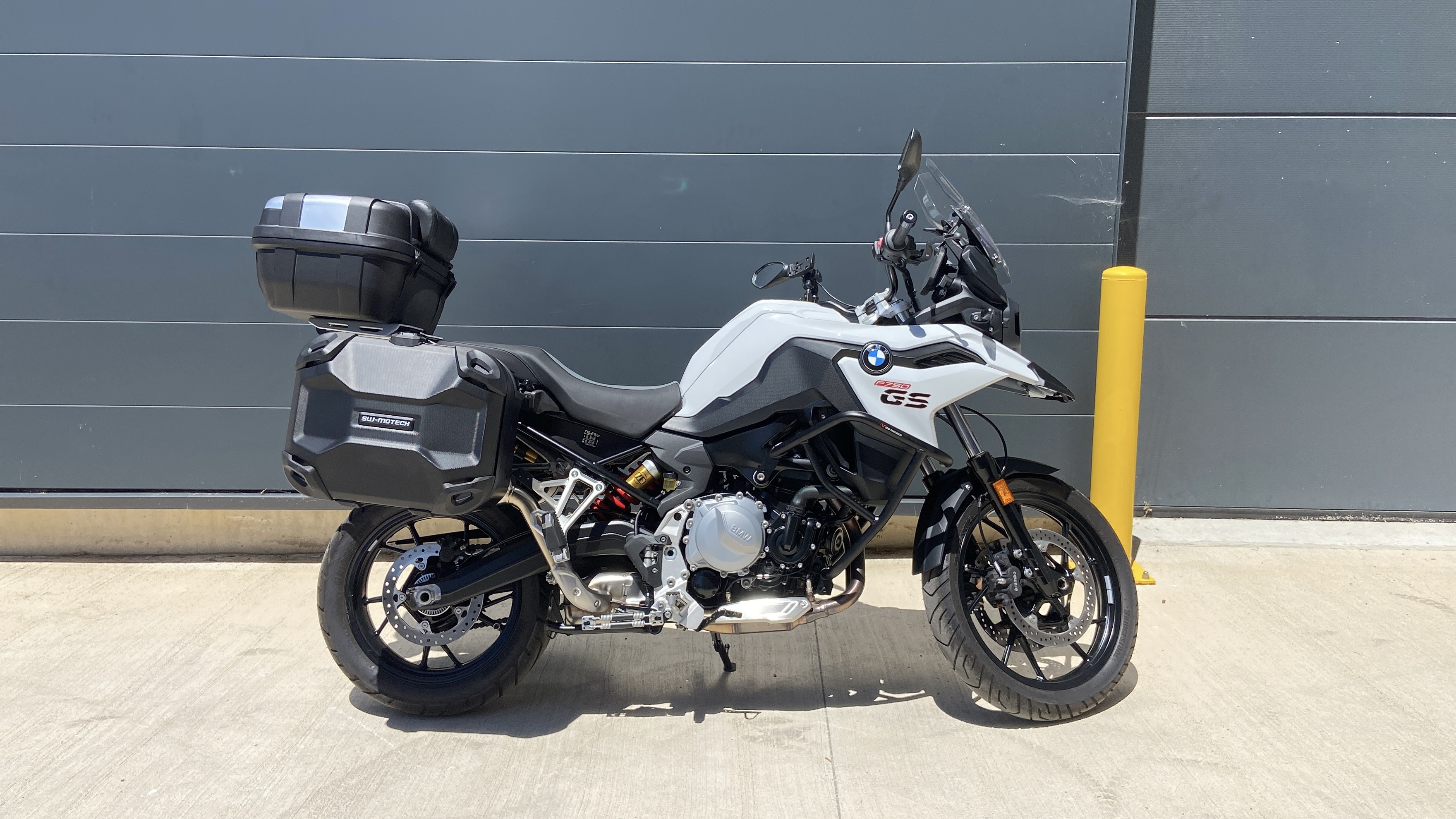 Location moto 13 entre particuliers