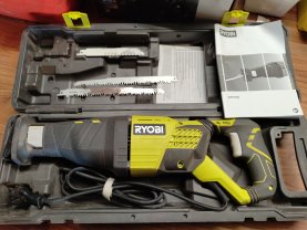 Location : scie sabre