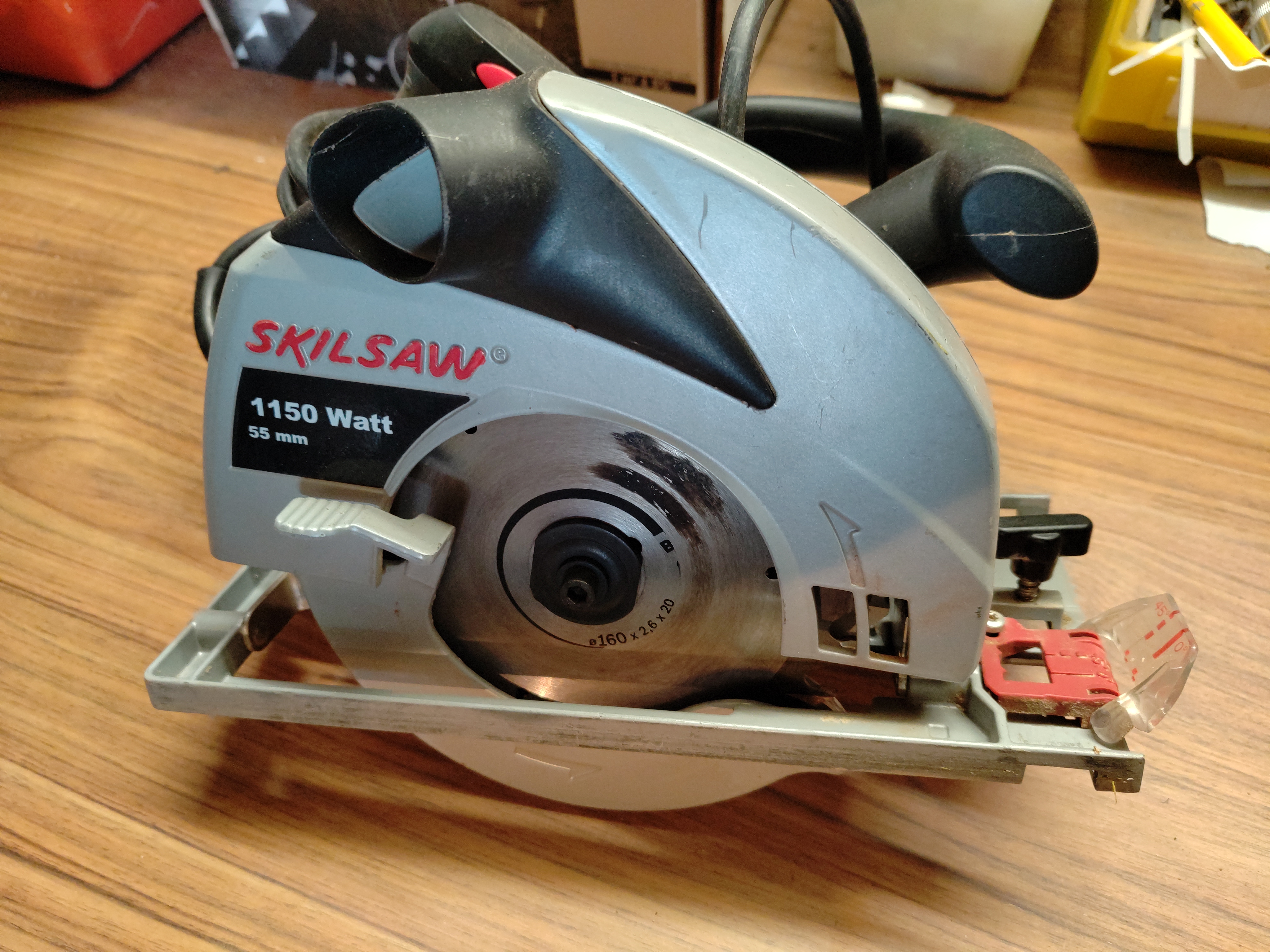 Location scie circulaire 85 entre particuliers