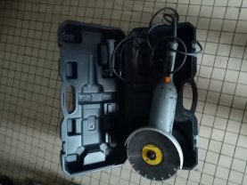 Location : meuleuse Location : meuleuse