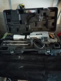 Location : marteau piqueur Location : marteau piqueur