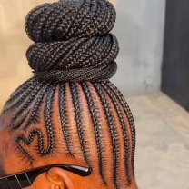 Service : coiffure afro Service : coiffure afro