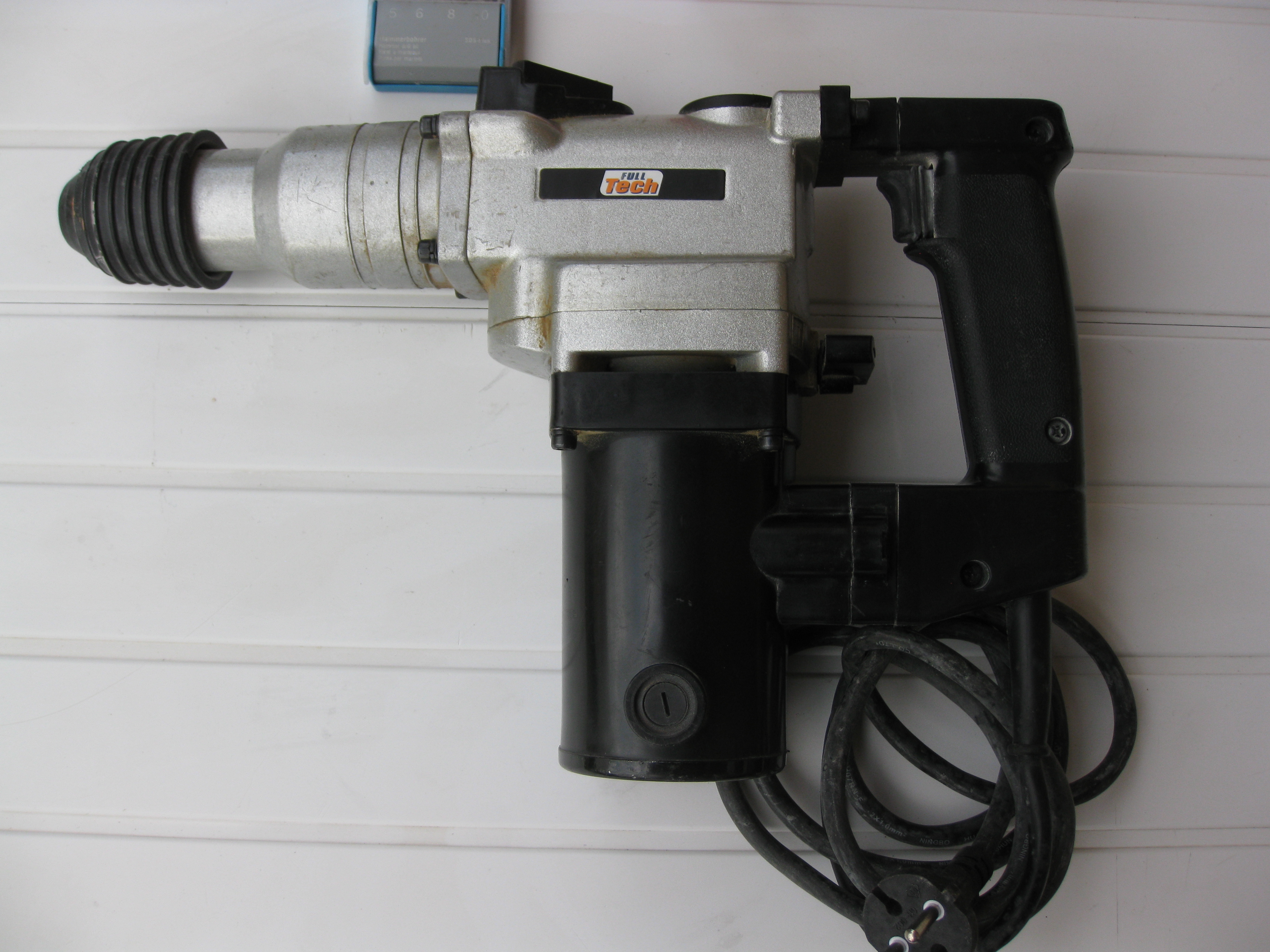 Location perforateur 75 entre particuliers