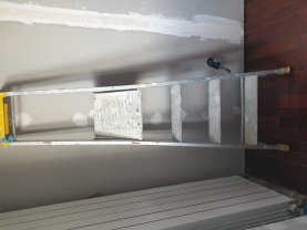 Location : escabeau Location : escabeau