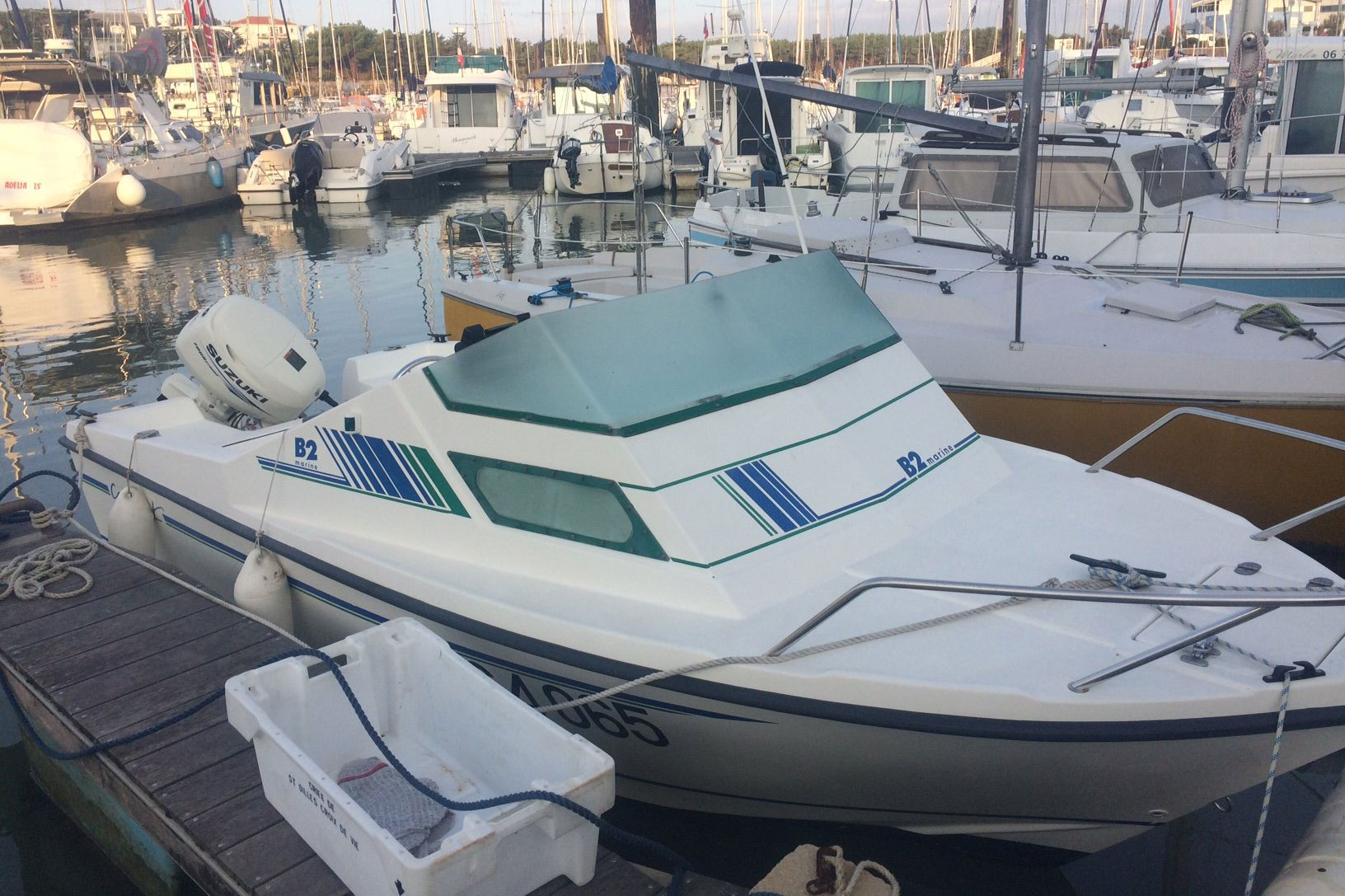 Location bateau a moteur 13 entre particuliers