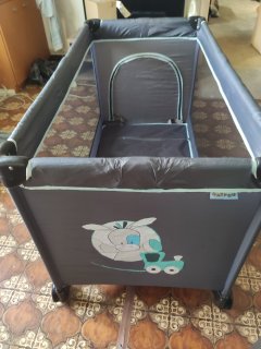 Location : lit parapluie Location : lit parapluie