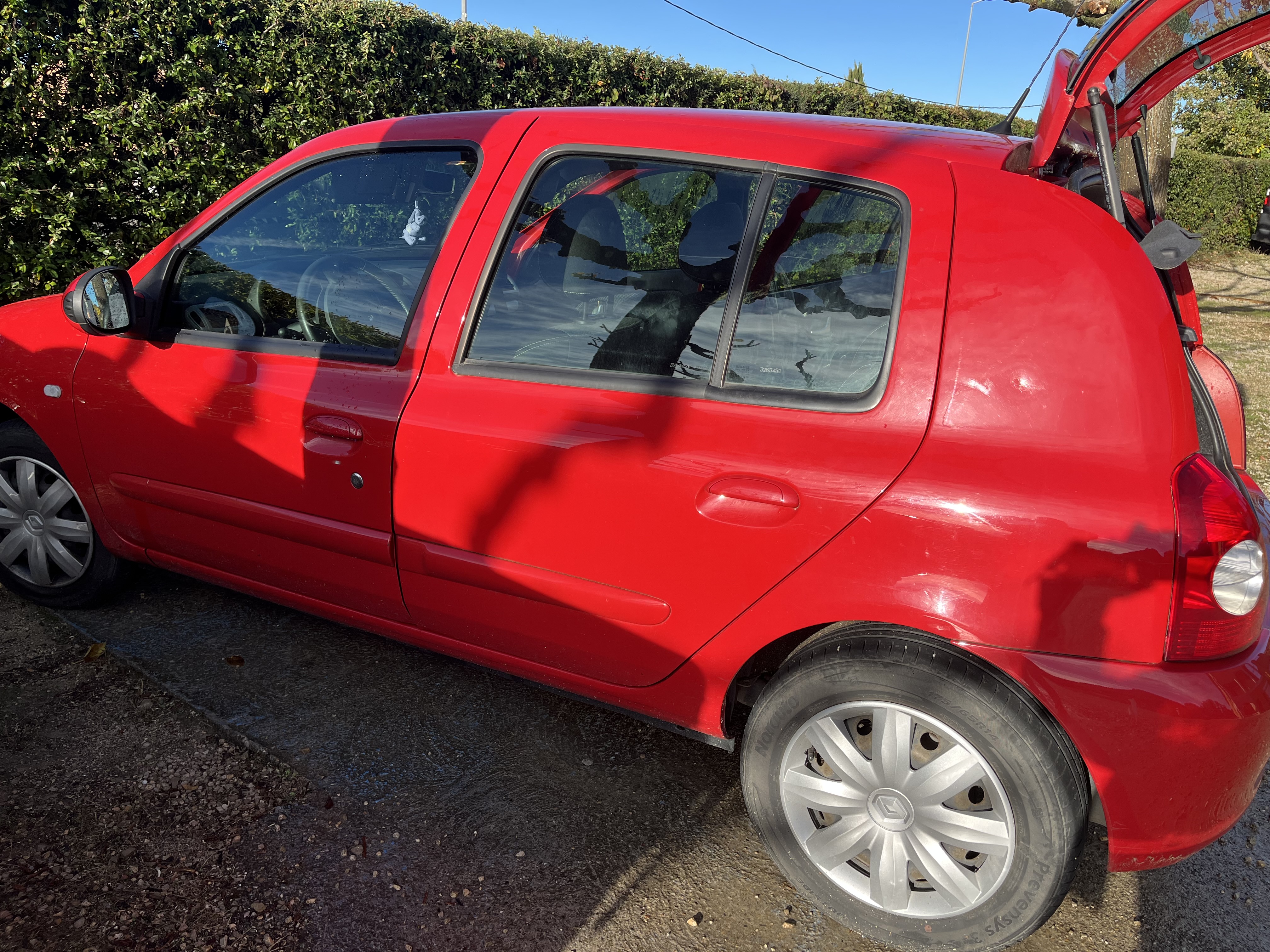 Location voitures 83 entre particuliers