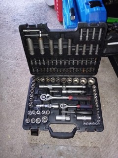 Location : douille Location : douille