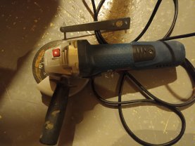 Location : meuleuse Location : meuleuse