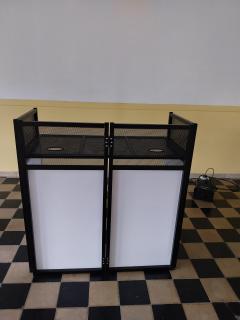 Location : autre Location : autre