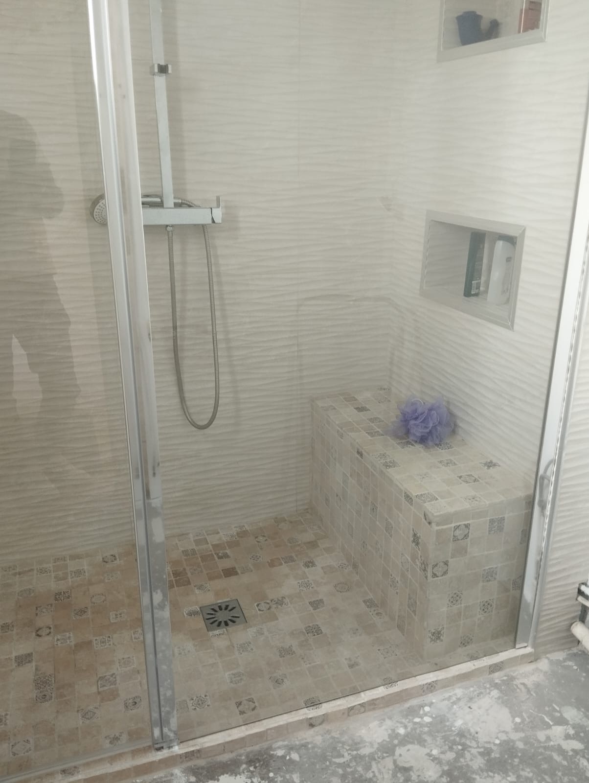 Service carreleur 93 entre particuliers