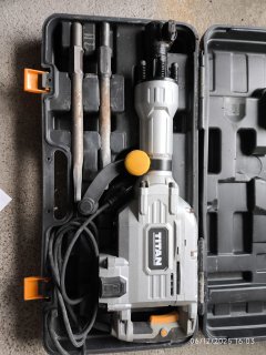 Location : marteau piqueur