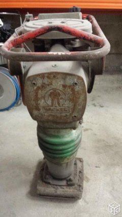 Location : autre Location : autre