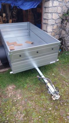 Location : remorque Location : remorque