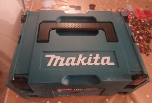 Location : robot multifonctions Location : robot multifonctions