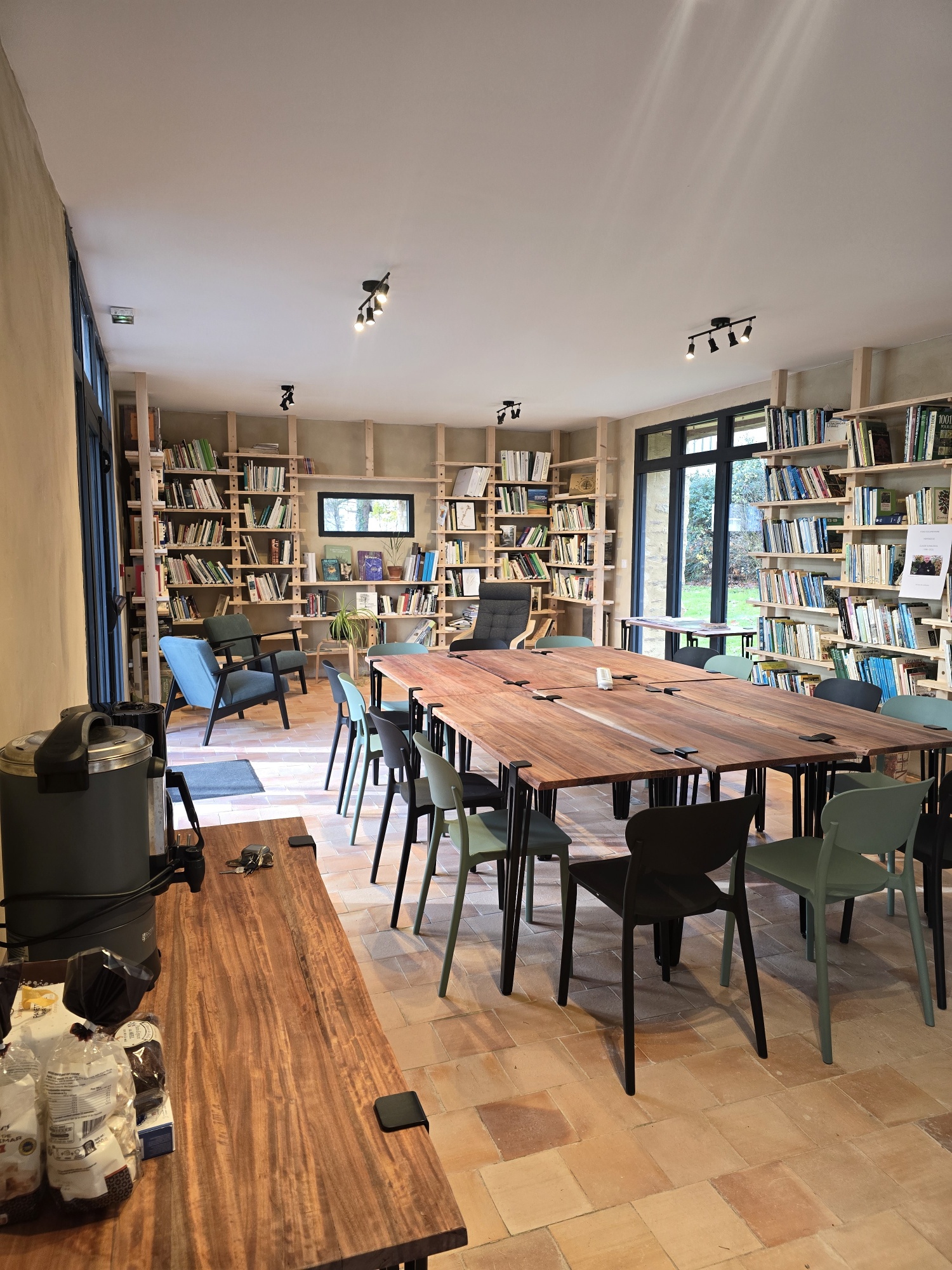 Location salle de reunion 35 entre particuliers