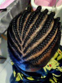 Service : tresses africaines Service : tresses africaines