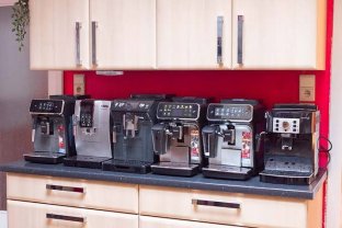 Location : autre Location : autre