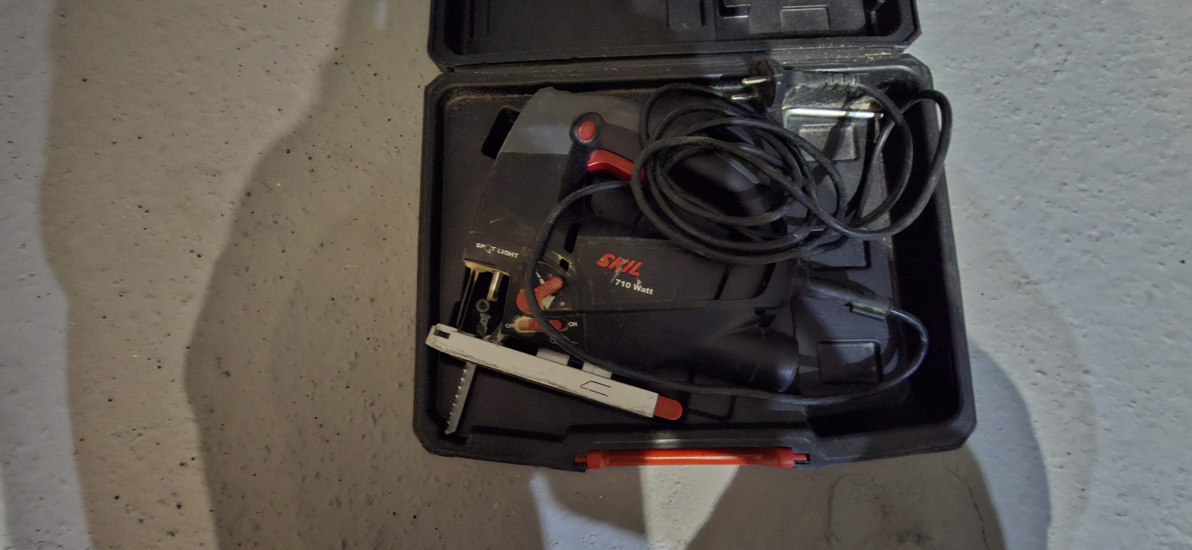 Location scie sauteuse 07 entre particuliers