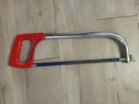 Location : scie Location : scie