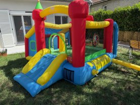 Location : chateau gonflable