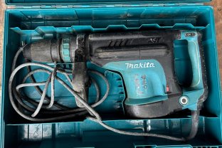 Location : perforateur Location : perforateur