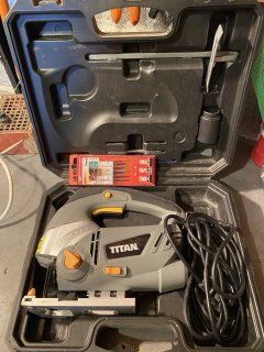 Location : scie sauteuse