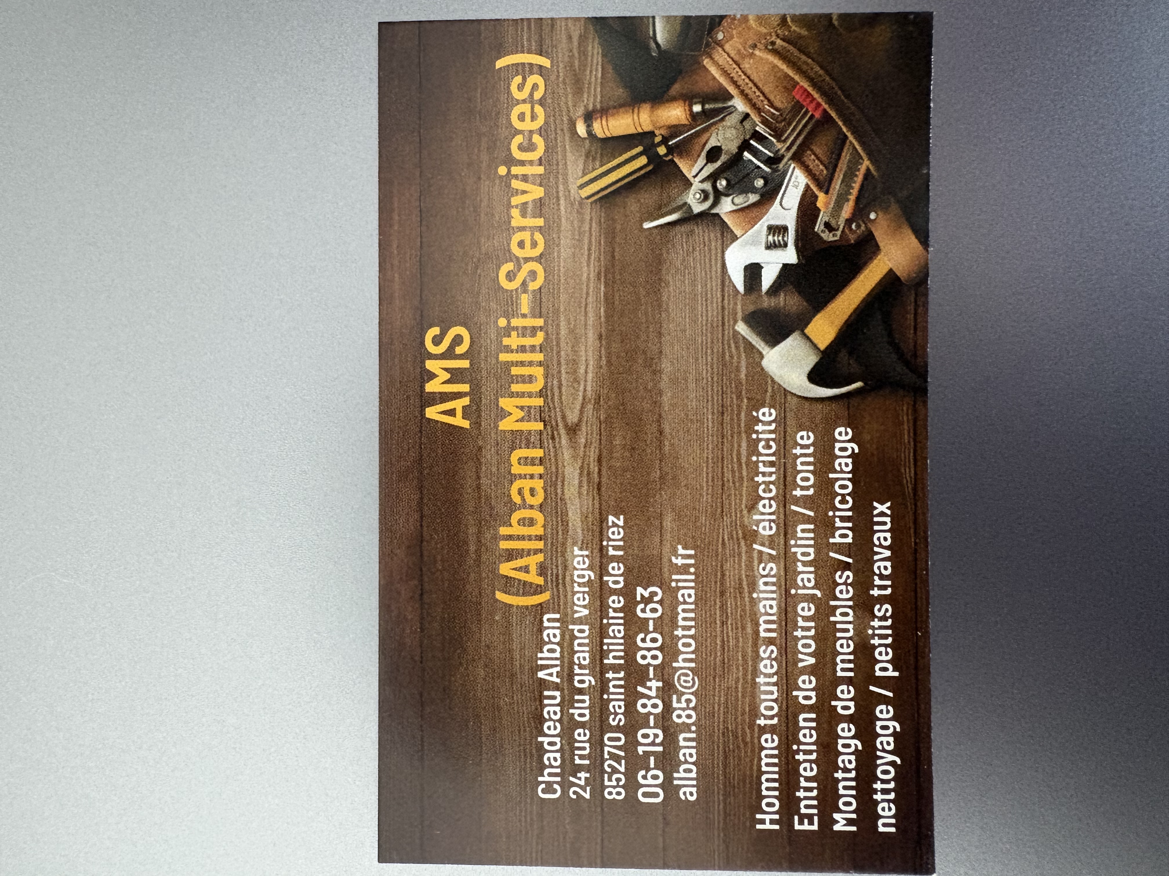 Service multi services 85 entre particuliers