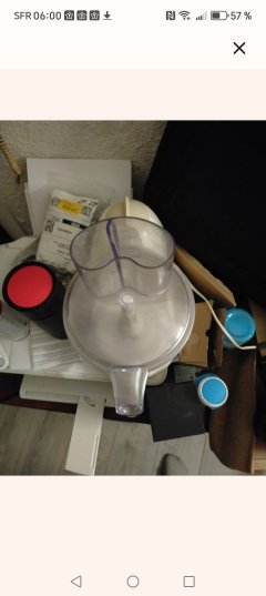 Location : robot multifonctions Location : robot multifonctions