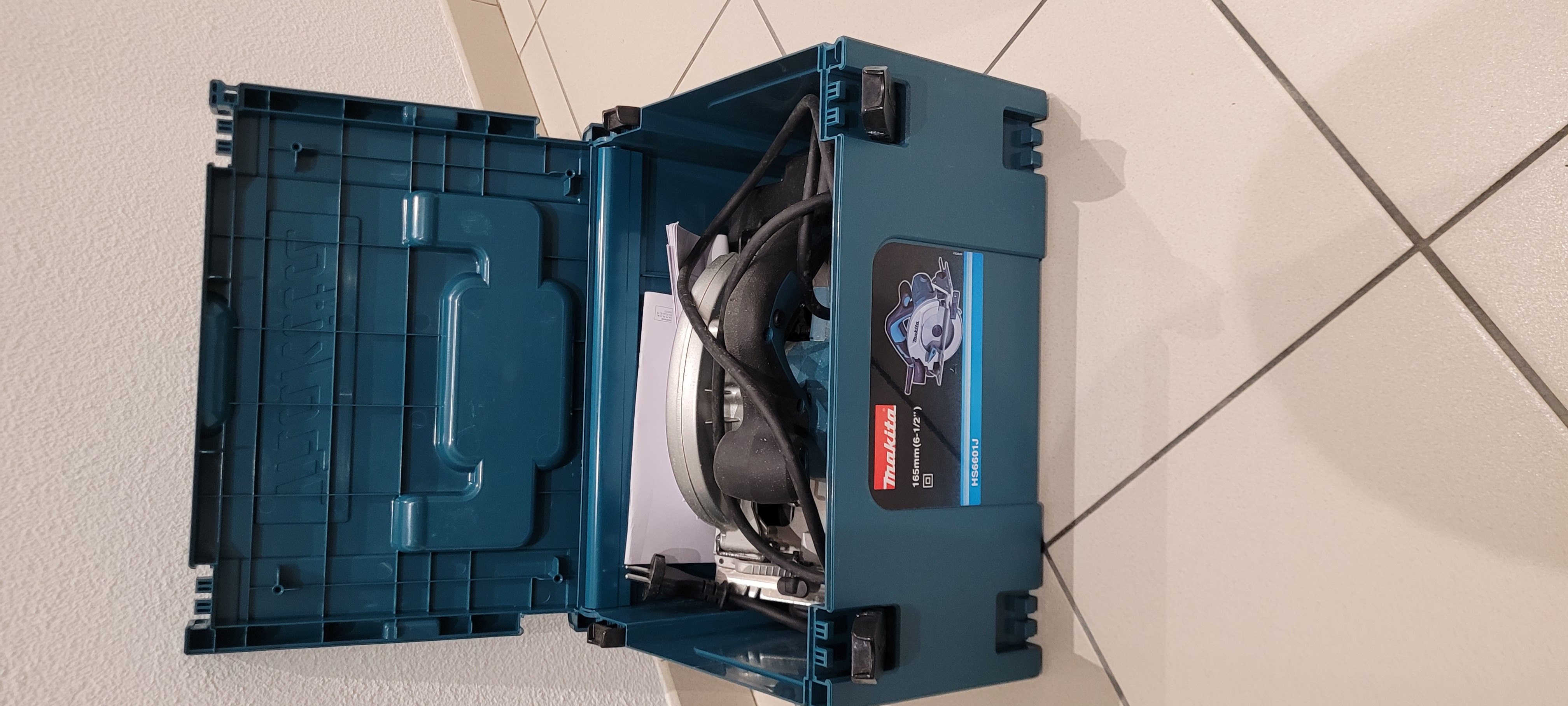 Location scie circulaire 11 entre particuliers