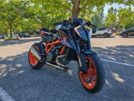 Location : autre Location : autre