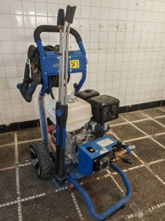 Location : nettoyeur haute pression Location : nettoyeur haute pression