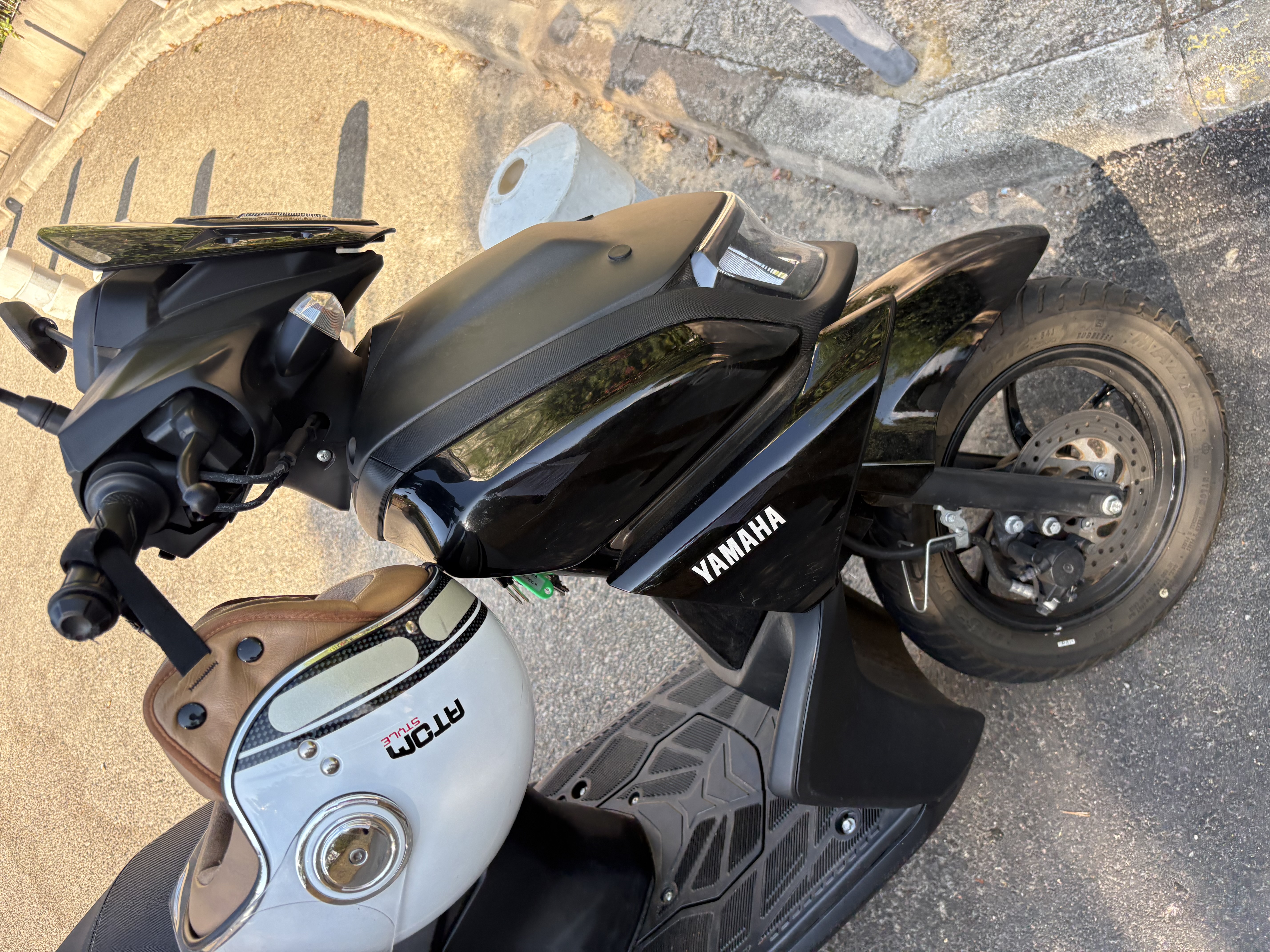 Rental Scooter between individuals (20)