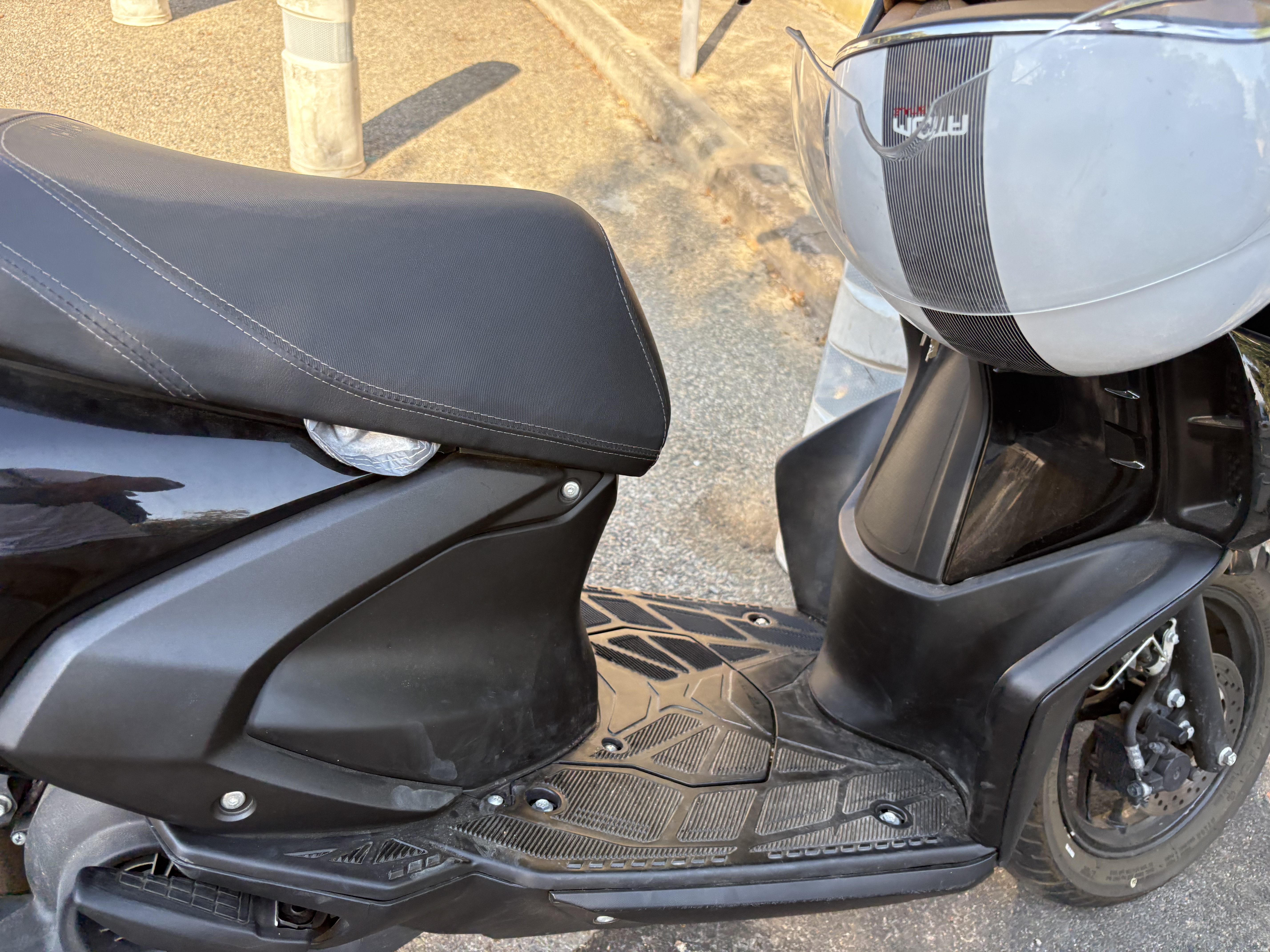Rental Scooter between individuals (20)