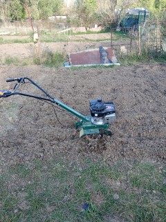 Location : motoculteur Location : motoculteur