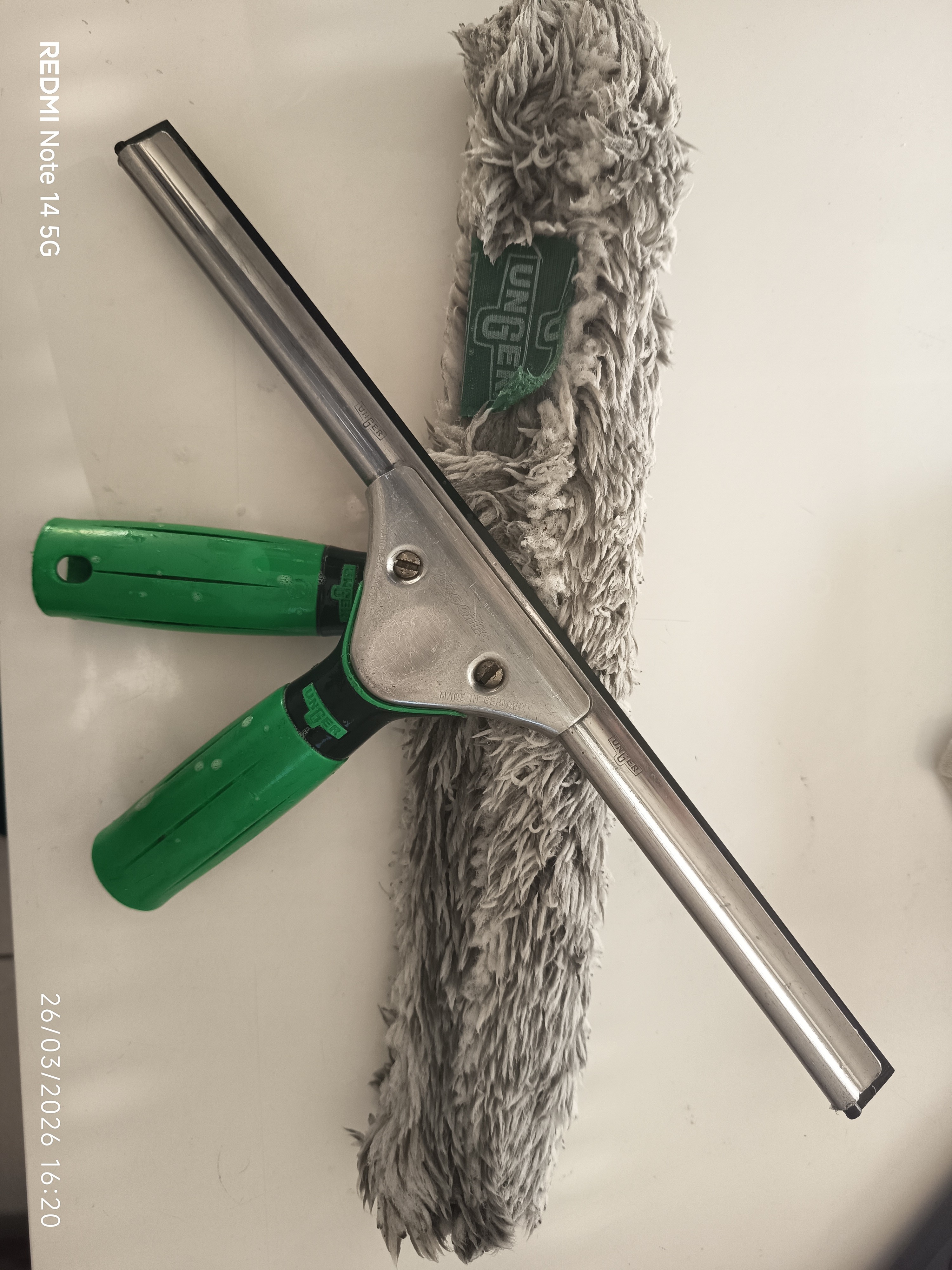 Location nettoyeur vitres 02 entre particuliers