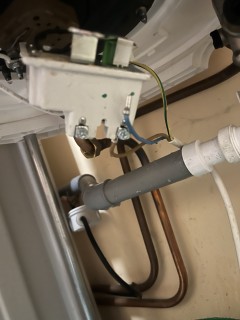 Location : autre Location : autre