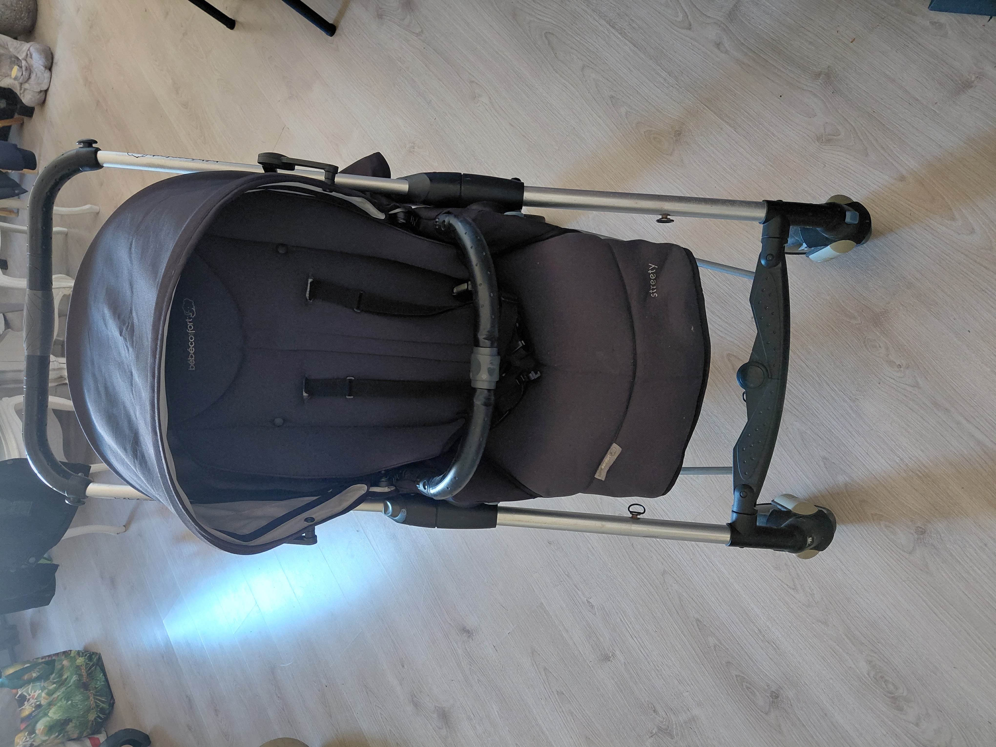 Location poussette 92 entre particuliers