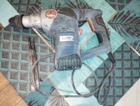 Location : perforateur Location : perforateur